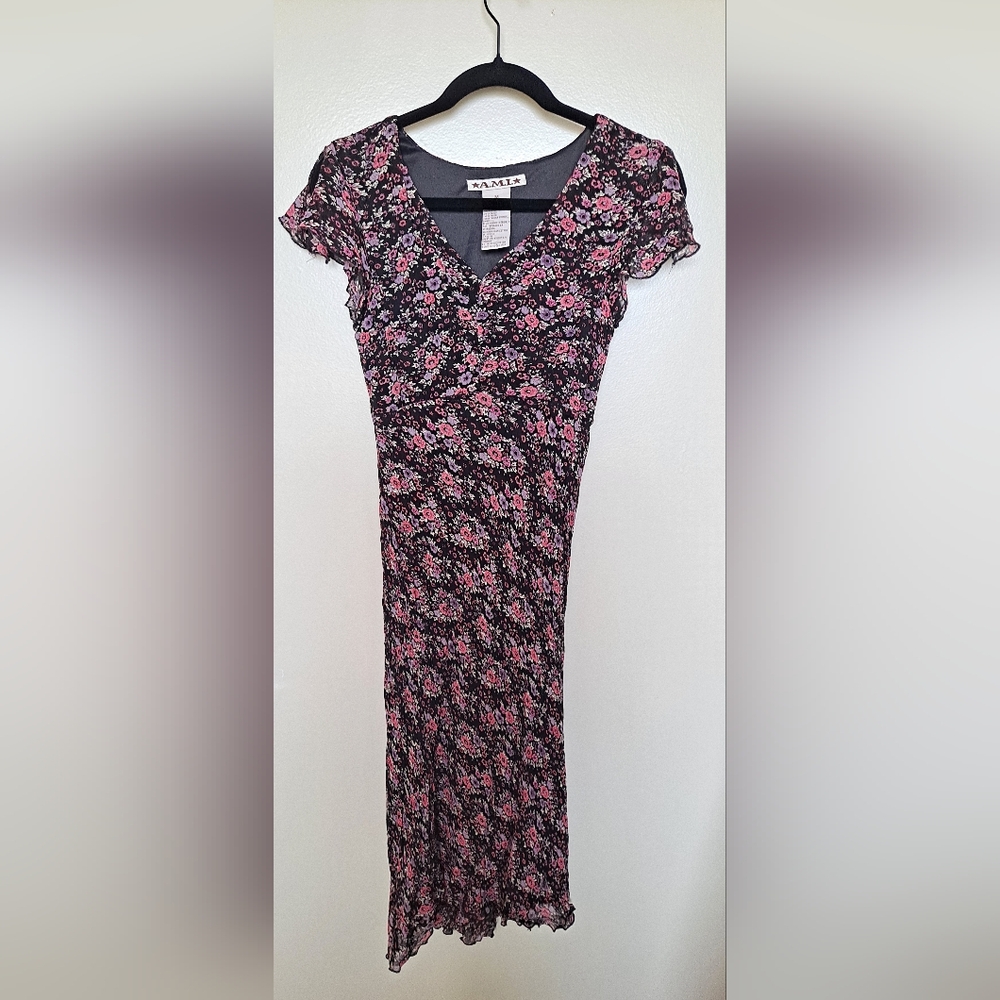 A.M.I Vintage Dress With Floral Pattern